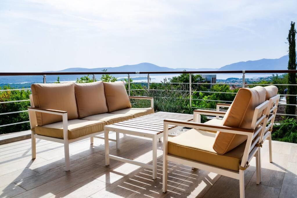 Apartment C1 - 2 Beds 2 Baths Luxury Condo, Pool & Sea Views Kavac